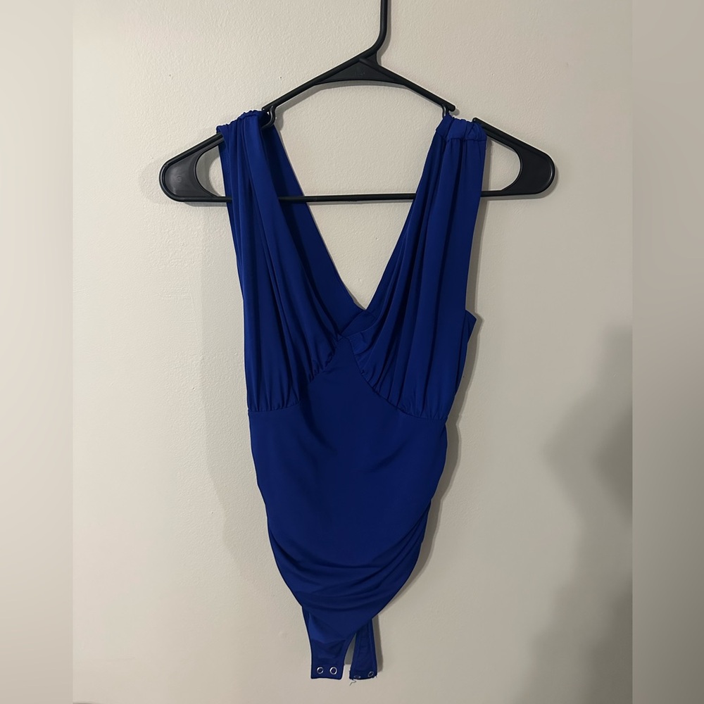 Express body contour bodysuit
